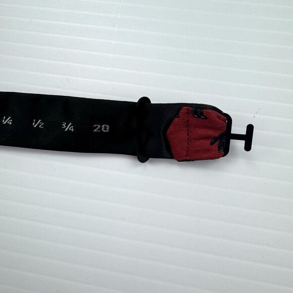 Saddlebred Red Dog Print Bowtie Adjustable Pre-tied 100% Silk NWT - Picture 7 of 8